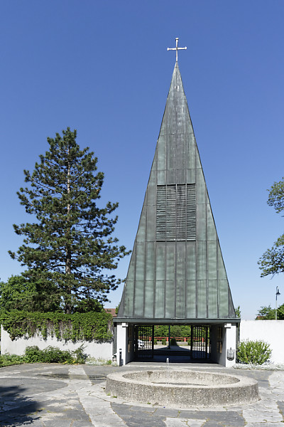 Bild: Kirchturm Versöhnungskirche, Ostansicht